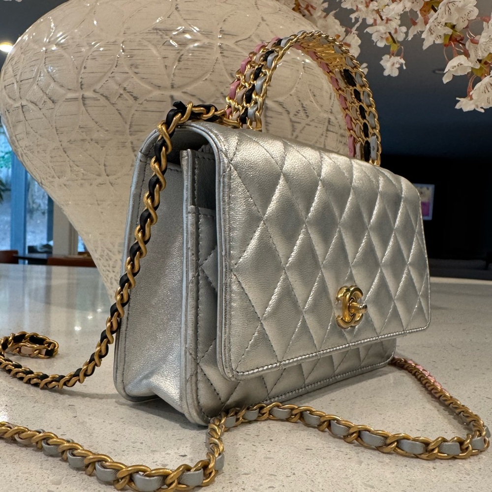 CHANEL Spell out Top Quilted Handle Mini bag - Picture 5 of 15